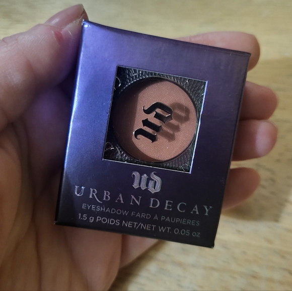 Urban Decay Other - Urban Decay Riff Discontinued Eye Shadow Sealed